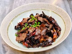 -蔼若春.传承三十年云南菜(金碧公园店)