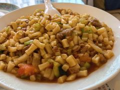 -汗腾格里·风味餐厅(新疆驻京办店)