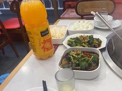 -鲁员外地锅鸡地锅鱼(古墩路店)