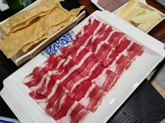 -楼外楼大刀肉传统火锅居(幸福街店)