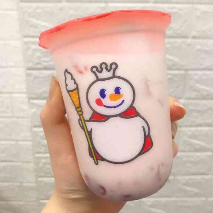 蜜雪冰城(鼓楼店)-"97我的吗!这杯桃桃摇摇奶昔把我给99出.