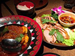卡拉山火塘烧肉-花马天堂云南餐厅 Lost Heaven(高邮路店)