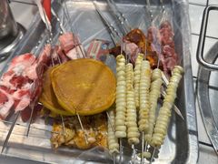 -喜悦小串丹东小黄牛海鲜烧烤大排档(民主广场店)