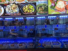 -日照大牌檔•小船海鲜(万平口店)
