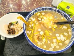 -火烧房子菊花米线(兴盛路店)