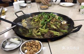 Seafood Stewed Goose