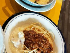 -彩虹云霄酒店75层国际自助餐