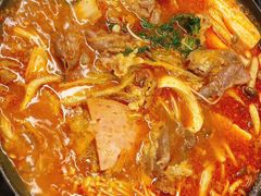 部队锅-MI WU FACTORY米屋美食工厂餐厅(绿地店)