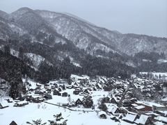 -白川乡与五箇山的合掌构造村落