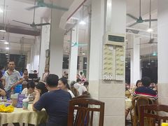 大堂-标记美食新鲜猪杂(兴南大道店)