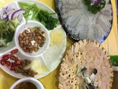 -官塘陈记鱼生·潮汕砂锅粥·牛肉火锅(潮枫路总店)