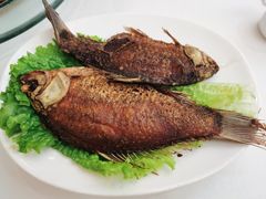 香茅草烤鲫鱼-蝴蝶泉宾馆-中餐厅