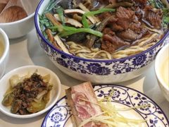 -镇南锅盖面馆(解放路店)