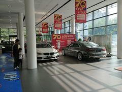 -上德宝骏宝马5S店