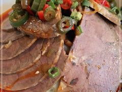 -乡村馕坑肉·烧烤·新疆菜·本地人更爱吃(阿勒泰首店)