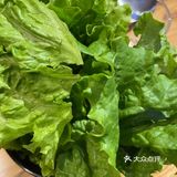 探尚牛的牛肉好吃,小料也好品种齐全,小菜都免费吃的