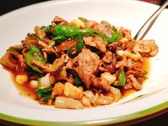 -费大厨辣椒炒肉(万家丽一店)