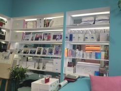 -斐尔国际皮肤管理中心