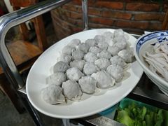 -章记正宗南岗鱼蛋火锅