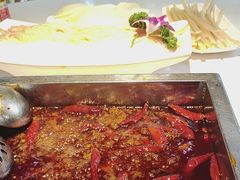 -二荆条·蜀鲜汇城市森林火锅