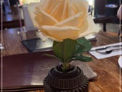 -1886德国汽车餐厅(外滩十六铺码头店)