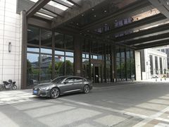 -杭州城中香格里拉大酒店