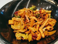 -醉人椒麻辣香锅(王府井喜悦店)