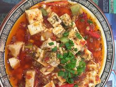 -乡土特色.冷锅鱼.牦牛肉汤锅