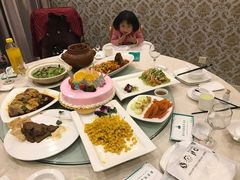 -南京悦客假日酒店