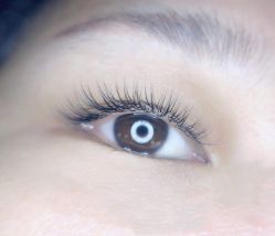 -纤纤玉手美甲美睫美容