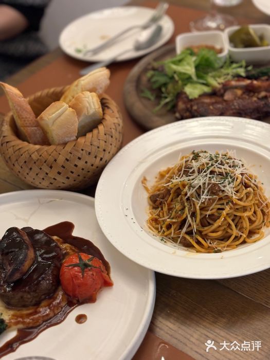 Golden Lily河内巴黎法越料理餐厅(建国西路店)意大利肉酱面图片