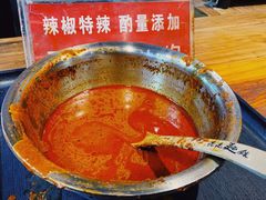 -亮亮面馆(经六路店)