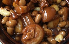 Fragrant Pork Tail Stew