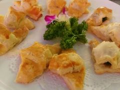 -幸福绿洲美食广场