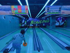 -世代星球·保龄球·镭战真人CS·团建(杨浦店)