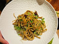 -雀舞云南菜(天津天河城购物中心店)