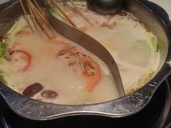 -佰人王串串香火锅(洋珠巷店)