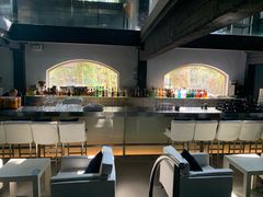 -穹六人间 people 6(岳阳路店)