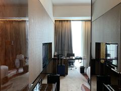 -广州天河希尔顿酒店