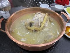 -朴小妹人参鸡汤火锅(长白山万达店)