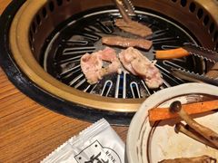 -炼火烤肉店