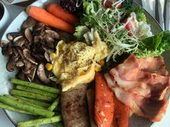 浮梦早午餐Brunch-浮梦·高空下午茶&水晶DIY