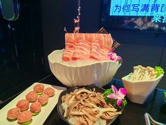 -唯爱KTV聚会餐厅(仙林东城汇店)