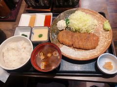 -牛かつもと村(原宿店)