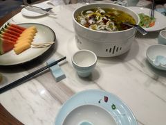 -满江红四季餐厅 · 国家五钻级酒家(新纪元大酒店店)