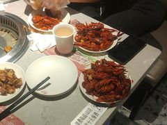 -汉金城海鲜烤肉自助百汇(威海威高广场店)