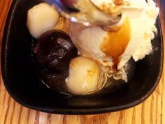 白玉甜品-胜博殿霸王树(嘉里中心店)