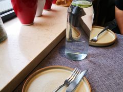 -HIGH FIVE哈福手工汉堡(桂林路店)