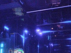 -唯爱KTV聚会餐厅(仙林东城汇店)