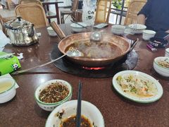 -朝伟清真铜瓢牛肉馆(三十年老·店)